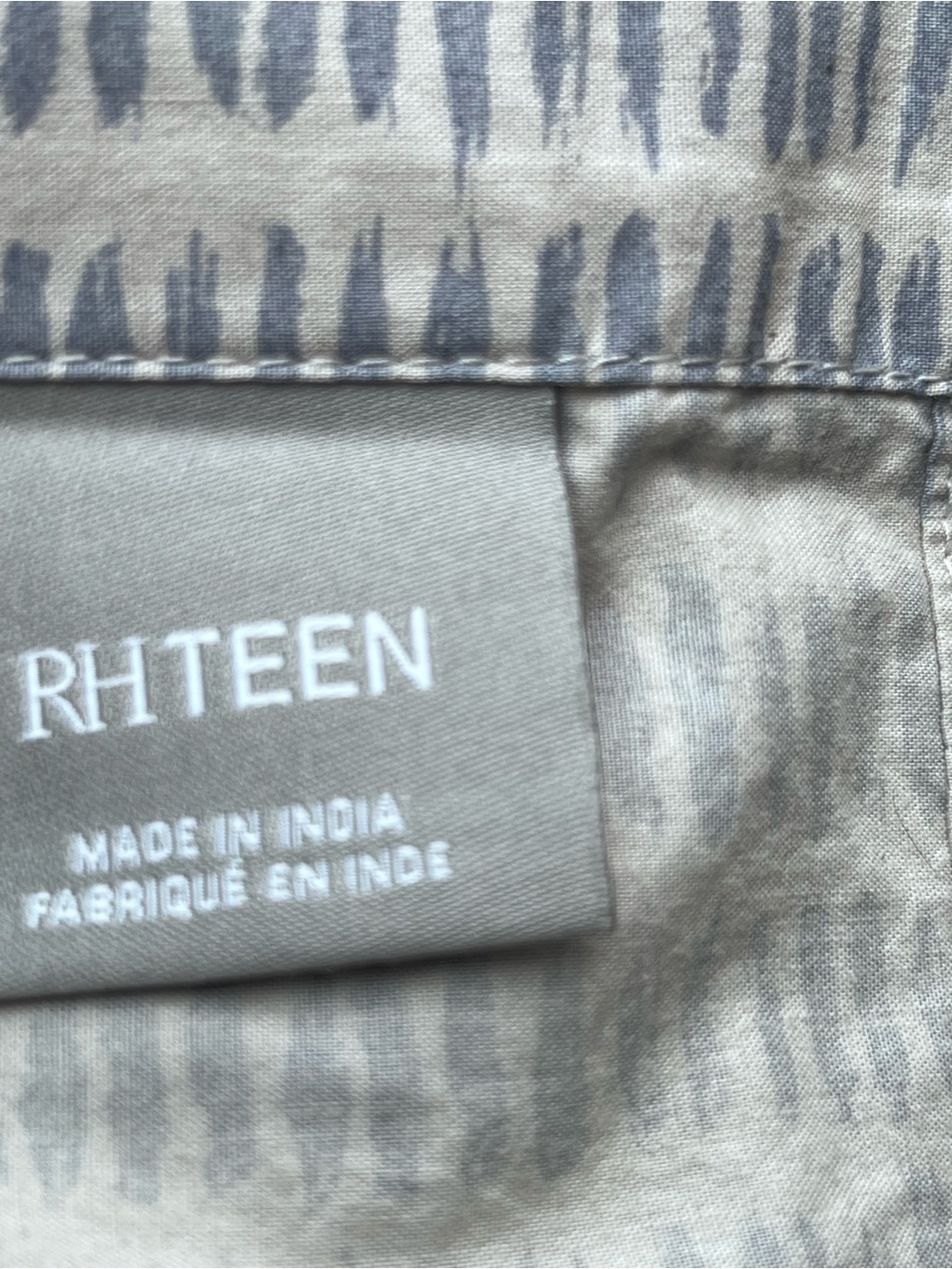 RH TEEN Grey Patterned Cotton Twin size sheet+ PC